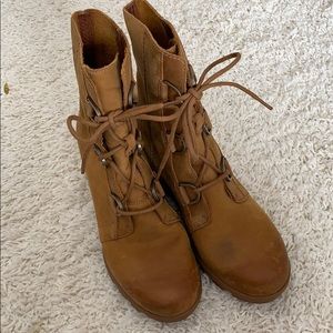 Sorel Joan of Arc Boot Size 9.5